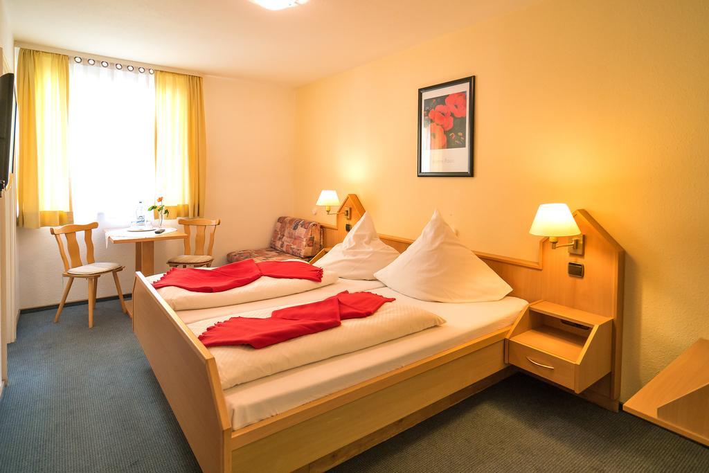 Hotel Zum Lieben Augustin Meersburg Habitación foto