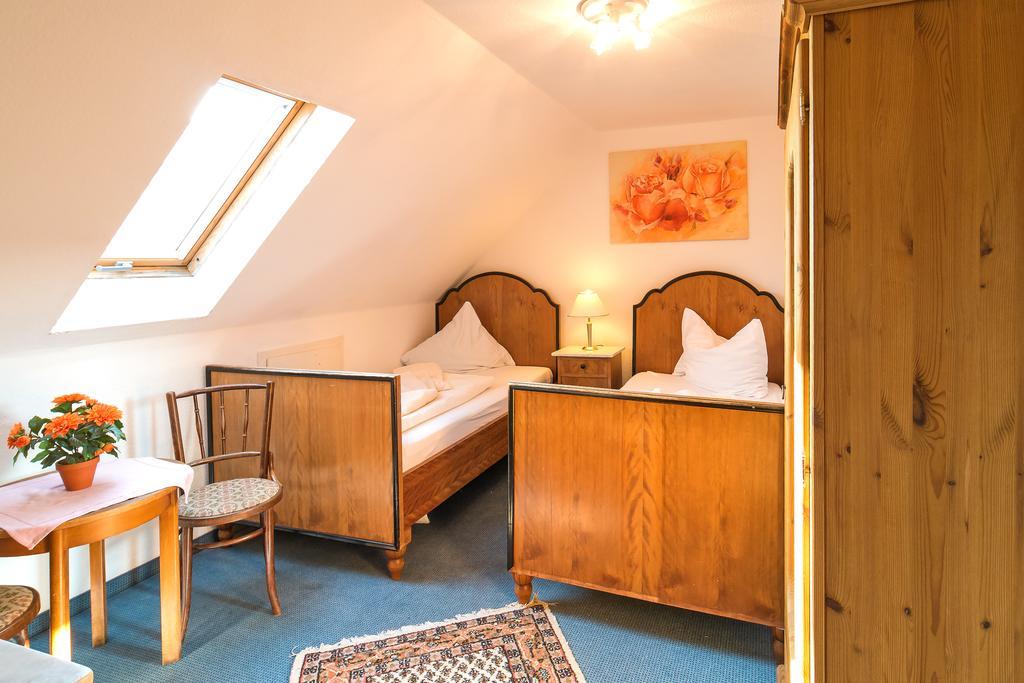 Hotel Zum Lieben Augustin Meersburg Habitación foto