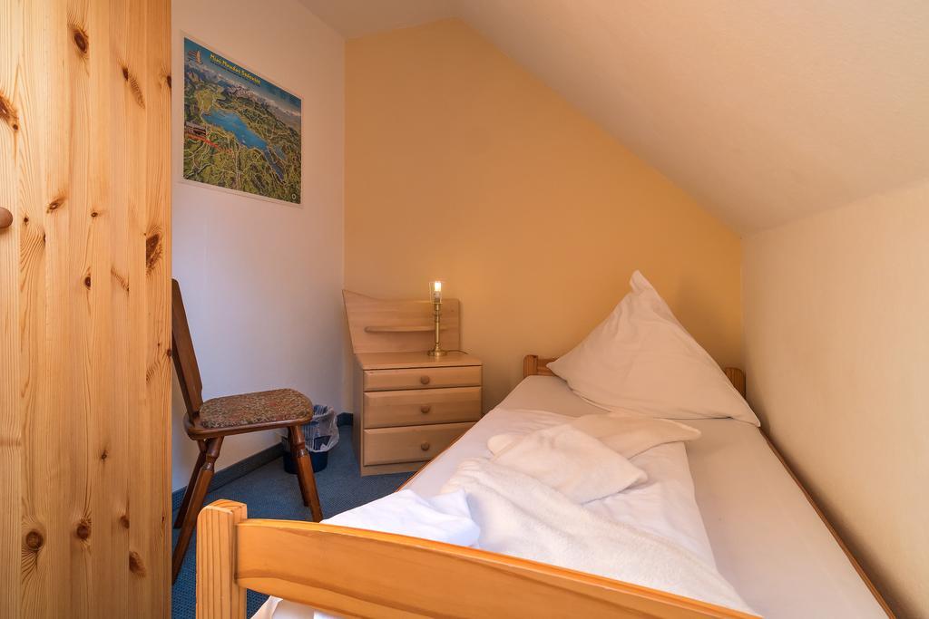 Hotel Zum Lieben Augustin Meersburg Habitación foto